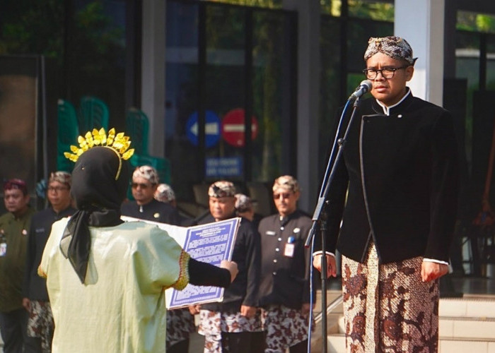 Peringatan Harganas ke-33 di Batang, Bupati Ajak Ayah Perkuat Peran dalam Keluarga