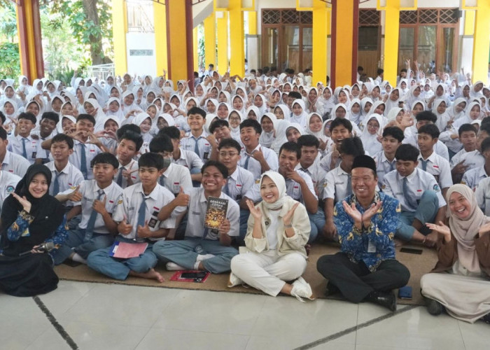 Jangan Takut Dicap ‘Ambis’, Faelasufa Faiz Ajak Pelajar Batang Berani Kejar Mimpi