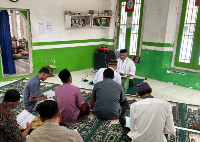 Bangun Pribadi Lebih Baik, Warga Binaan Lapas Pekalongan Perdalam Baca Tulis Al-Qur’an