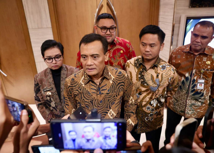 Gubernur Luthfi Instruksikan  APBD Perubahan 2026 Untuk Genjot Perbaikan Jalan