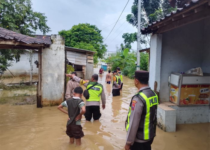 3 Desa di Kedungwuni Dikepung Banjir, Polisi Bersiaga di Lokasi