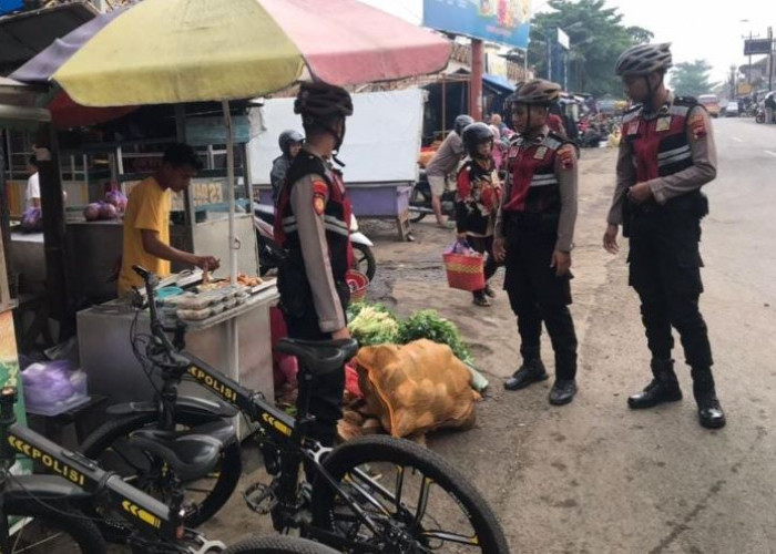 Patroli Sepeda di Kota Kajen Pekalongan, Upaya Polisi Memberi Pelayanan Keamanan kepada Masyarakat