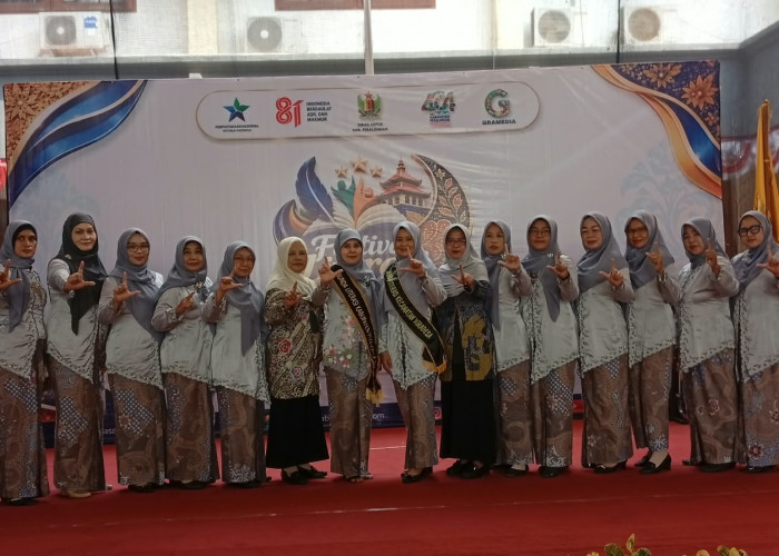 Bunda Literasi Kecamatan se-Kabupaten Pekalongan Dilantik, Gerakan Literasi Diharapkan Diperkuat hingga Desa