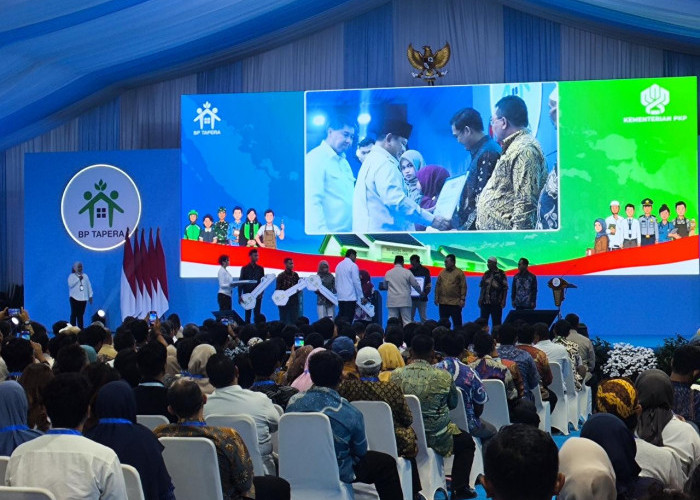 Presiden Prabowo Resmikan Akad Massal 62.710 KPR Subsidi Rp880 Miliar di Batang