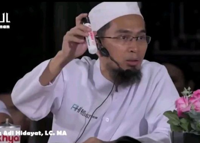 Inspiratif! Ustadz Adi Hidayat Kisahkan Dahsyatnya Sholat Tahajud, Bisa Rubah Anak Malas Jadi Penghafal Qur'an