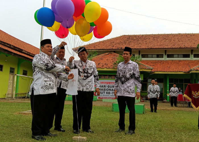 Gelar Upacara HGN-HUT ke-79, PGRI Cabsus Kemenag Harapkan Ada Peningkatan Kesejahteraan Guru Negeri dan Swasta