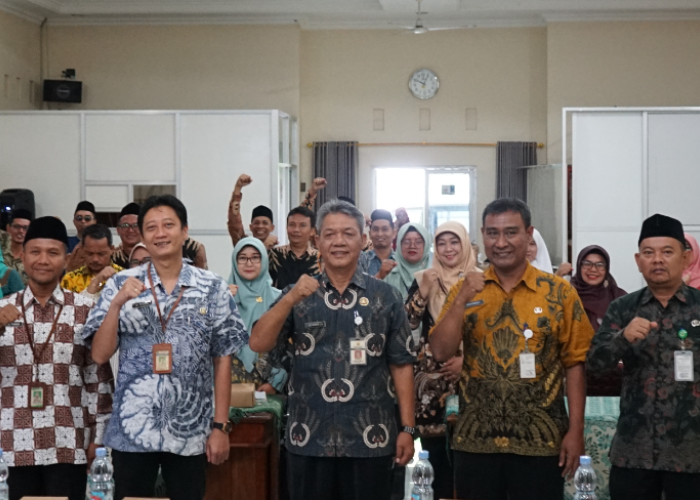 Dinkes Kabupaten Pekalongan Gandeng Satuan Pendidikan Sosialisasikan Program Cek Kesehatan Gratis bagi Siswa