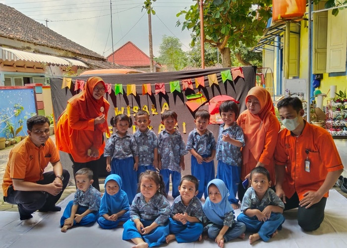 Kenalkan Alat Komunikasi Tradisional Sejak Dini