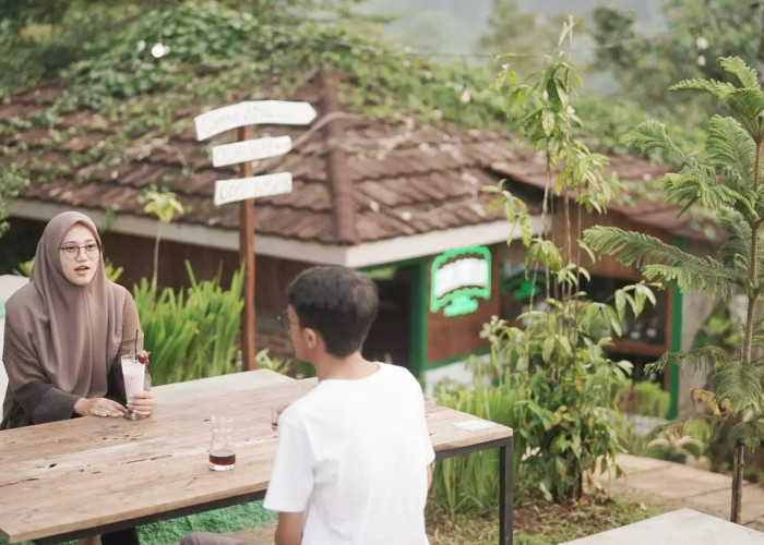 Tempatnya Bikin Candu, Inilah 5 Coffee Shop Bernuansa Alam di Batang, Bisa Sambil Menghirup Udara Segar!