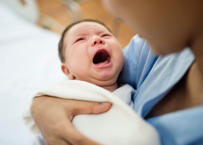 Ibu Baru Wajib Tahu, Inilah 5 Tips Menenangkan Bayi yang Rewel, Lakukan Saja Pasti Berhasil!