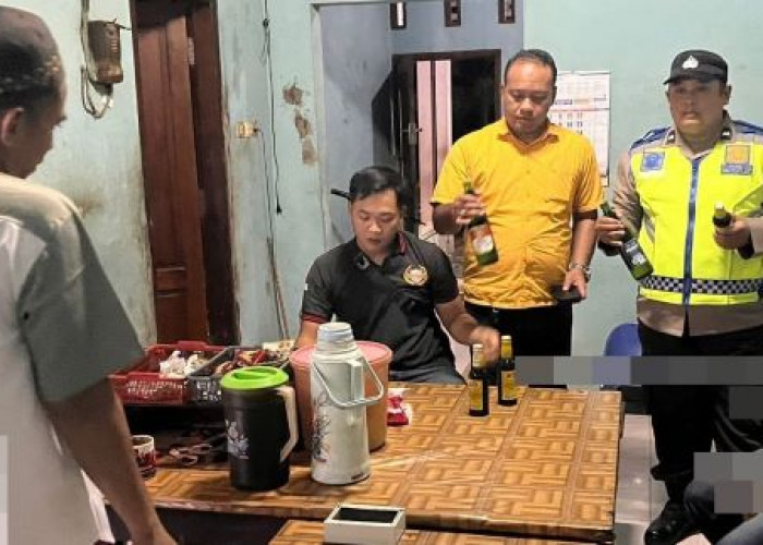 Warung Swike di Kedungwuni Jual Miras di Ramadhan 2026