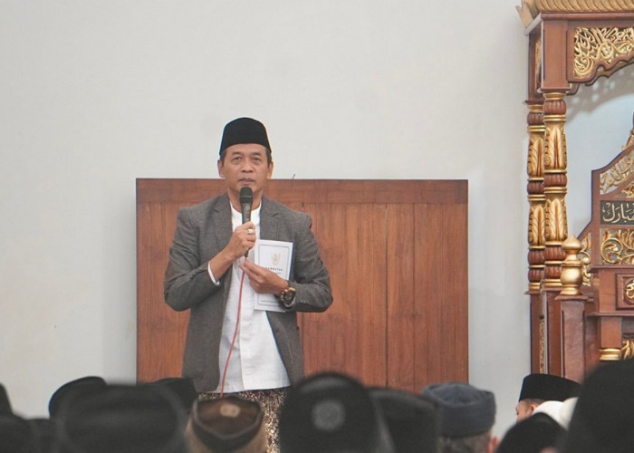 Sholat idul Adha di Gringsing, Wakil Bupati Batang Ajak Waga Jaga Kerukunan