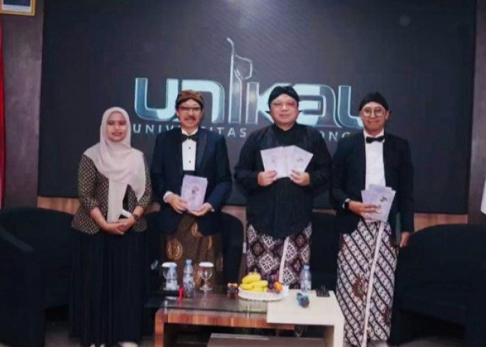 Unikal Bedah Sisi Lain Tokoh Wayang Lewat Buku Trilogi Karya Koco Buwono