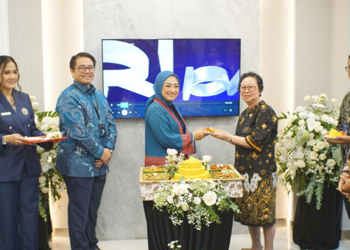 Resmikan Sentra Layanan Prioritas di Cirebon, Kini BRI Miliki 43 Lokasi Layanan Premium