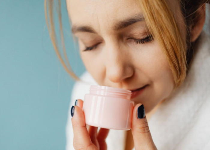 Ini 4 Merk Moisturizer Pencerah untuk Flek Hitam Membandel, Rahasia Glowing!