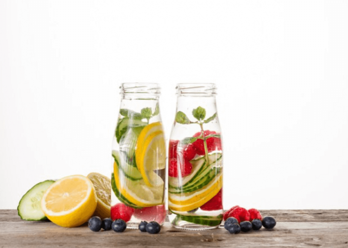5 Waktu yang Cocok untuk Mengonsumsi Infused Water Diet dari Buah-Buahan, Lemak Dijamin Hilang