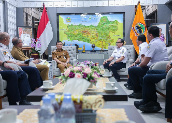 Kebut Pembangunan Dry Port Batang-Kendal, Gubernur Ahmad Luthfi Minta KAI Tuntas dalam 2 Tahun