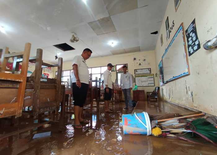 Empat SD dan Satu SMP di Kecamatan Batang Terendam Banjir, 1.700-an Siswa Belajar Daring dari Rumah