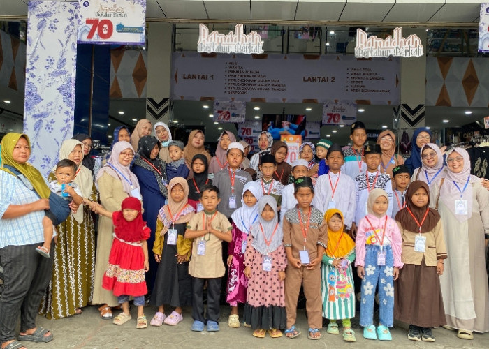 Berbagi Kebahagiaan, MSS Traktir Anak Yatim Korban Banjir Pekalongan Belanja Baju Lebaran