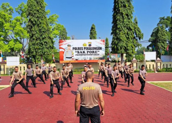 Satuan Samapta Polres Pekalongan Latihan Beladiri Polri