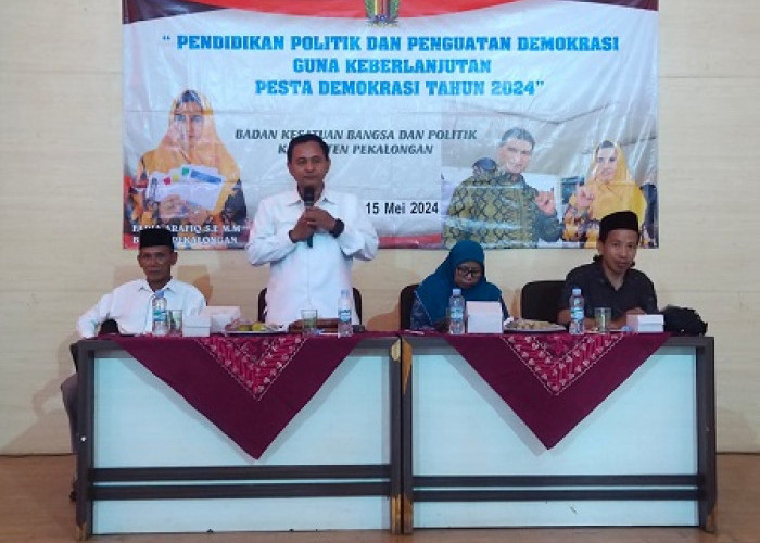 Pendidikan Politik Bakesbangpol, Wakil Ketua DPRD Sumar Rosul Tekankan Pentingnya Peran Media Dalam Pemilu
