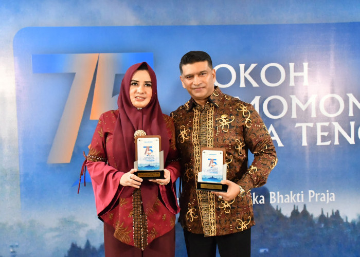 Bupati Fadia Arafiq dan Ashraff Abu Raih Penghargaan Tokoh Pamomong, Bukti Komitmen Bangun Kab. Pekalongan