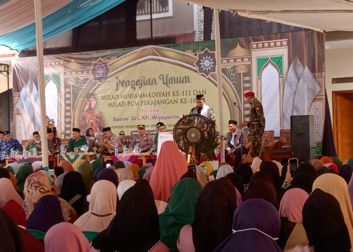 Peringati Milad Muhammadiyah Ke -111, dan PCM Pekajangan Ke 101, IMBS Miftahul ulum Pekajangan Gelar Pengajian