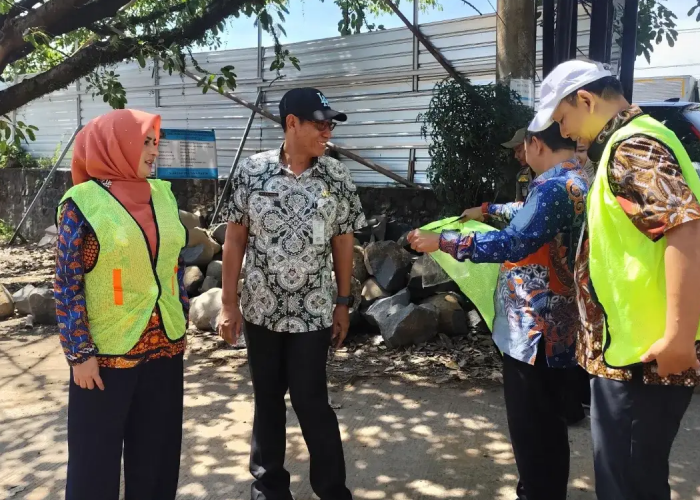 Bupati Pekalongan: Target Akhir 2025 Jadi Tahun Penyelesaian Banjir Rob dan Jalan Rusak di Tirto