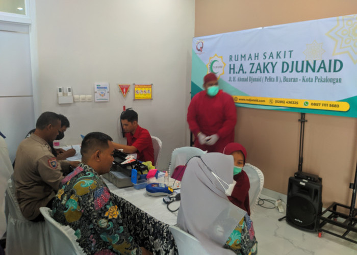 Aksi Gebyar Pemeriksaan Kesehatan Gratis dan Donor Darah RS H.A Zaky Djunaid Menuju HUT Ke-13