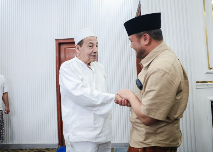 Silaturahmi dengan Ulama, Ahmad Luthfi Diminta Terus Memuliakan Rakyat