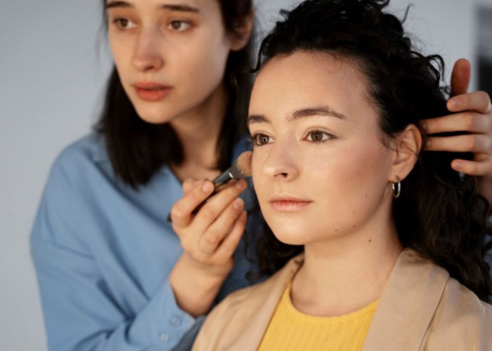 4 Rekomendasi Foundation Powder yang Bikin Kulit Cantik, Flawless Tanpa Cela