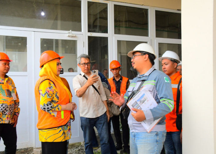 Bupati Fadia Arafiq Cek Pembangunan Tahap 1 RSUD Kraton di Wiradesa, Tahap 2 Ditarget Selesai Akhir 2025