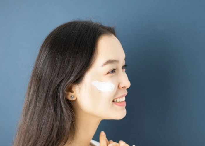 5 Merk Sunscreen yang Ampuh Mencerahkan Kulit Kusam Secara Instan