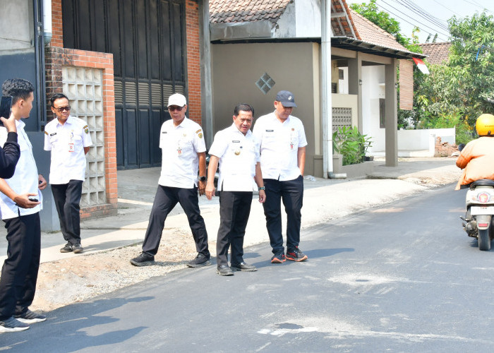 Ruas Jalan Bligo Diperbaiki, Plt Bupati Pekalongan Sukirman: Viral atau Tidak, Semua Jalan Jadi Prioritas