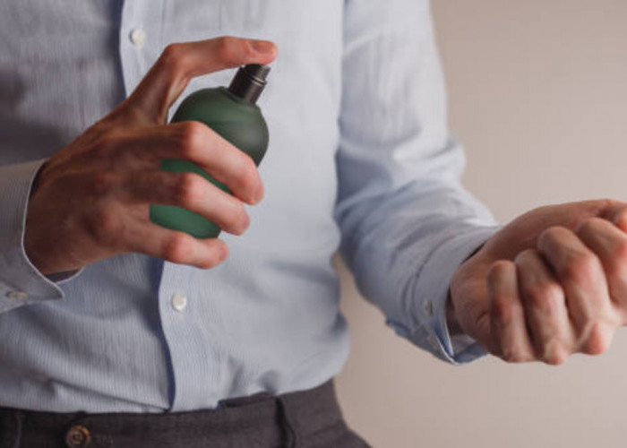 4 Parfum Pria yang Wanginya Lembut dan Tahan Lama Meski Berkeringat