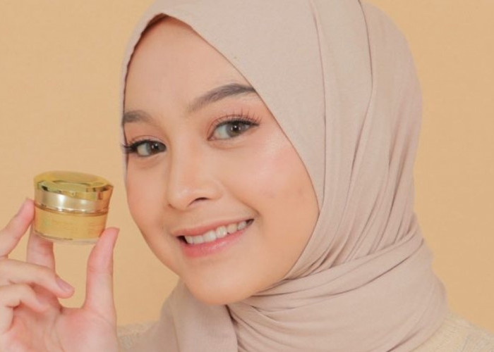 4 Skincare Lokal Terbaik untuk Menghilangkan Bekas Jerawat Hitam Terbaik, Wajah Auto Glowing!