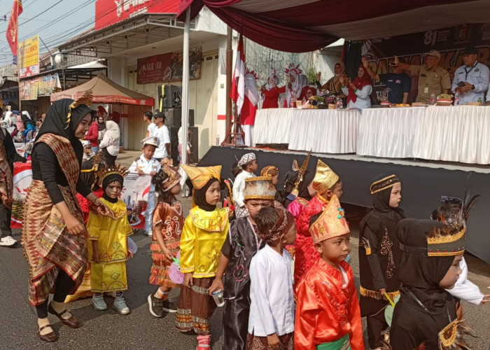 Karnaval RA/TK Kecamatan Kedungwuni Meriah, Puluhan Peserta Tampilkan Beragam Kreativitas