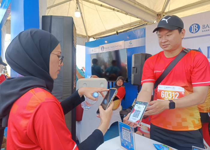 BI Tegal Fasilitasi Pelari Industropolis Run Donasi Aman dan Cepat untuk Banjir Sumatra lewat QRIS