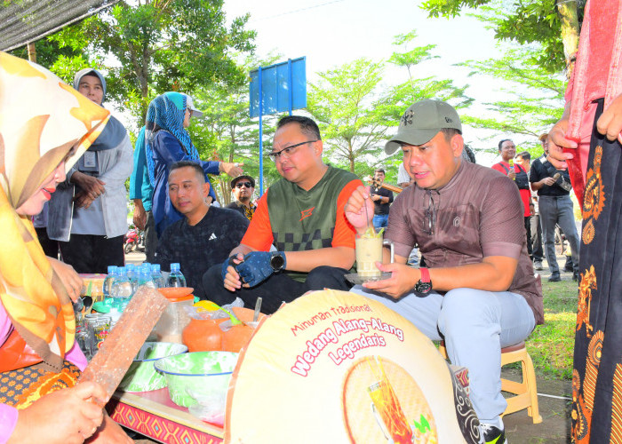 Plt. Bupati Pekalongan Sukirman Ajak Warga Dukung UMKM Lokal Lewat Ngopi Bareng Bakul Jajan