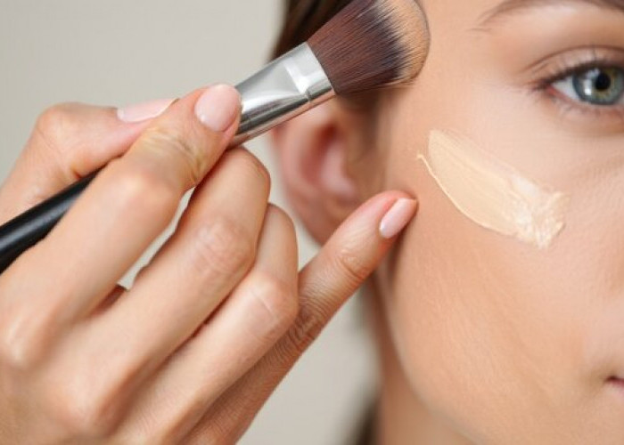 5 Merk Foundation Ringan untuk Sehari-Hari yang Cocok Dipakai Pekerja Lapangan