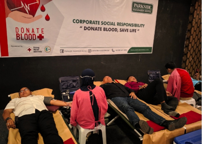 Aksi Donor Darah 'Donate Blood, Save Life' Parkside Mandarin Hotel Pekalongan Gandeng PMI 
