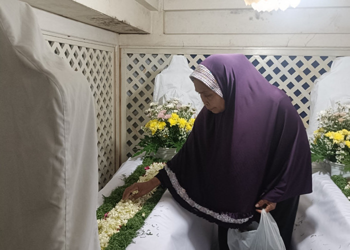 Berawal dari Mimpi, Mbah Slamet Jaga Amanah Warisan Leluhur Jadi Juru Kunci Makam Kedungdowo 