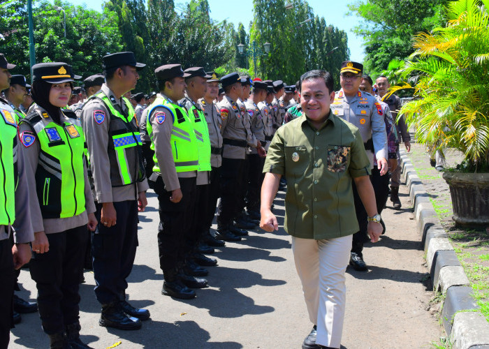 Plt Bupati Pekalongan Sukirman Apresiasi Simulasi Sispamkota Antisipasi Aksi Buruh Jelang May Day