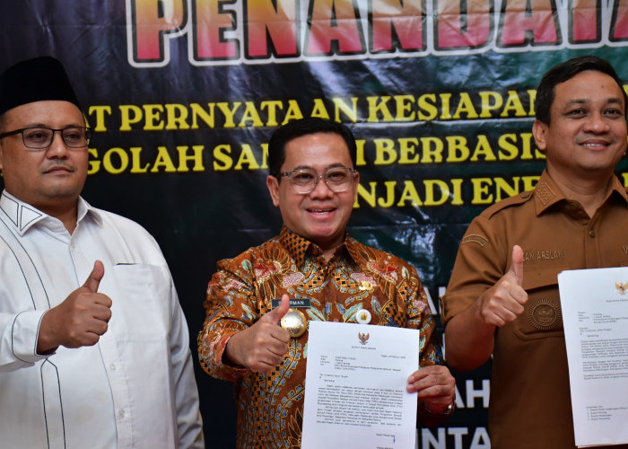 Wakil Bupati Pekalongan Sukirman Teken Komitmen PSEL, Dorong Kolaborasi Penanganan Sampah Regional