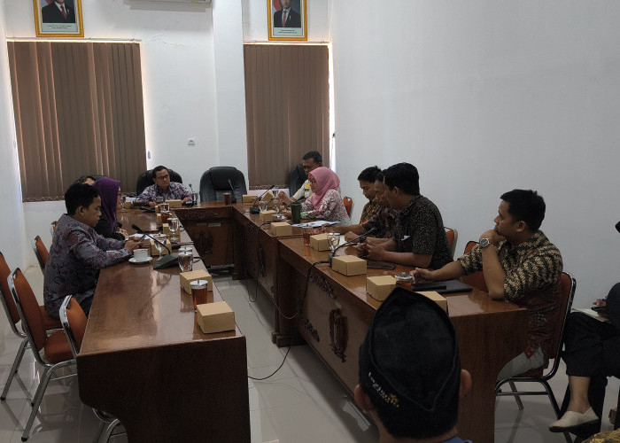 DPRD Kabupaten Pekalongan Akomodasi Aspirasi Pedagang Kecil, Berjualan di Sekolah Diizinkan Secara Terbatas