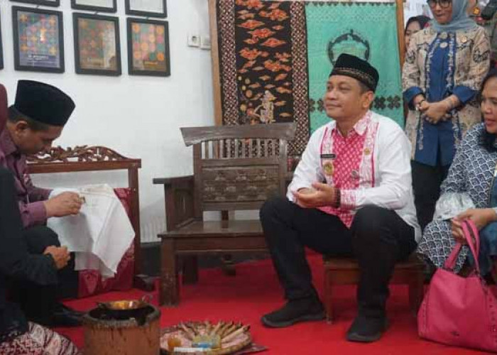 Lestari Batik, Pemkot Pekalongan Inisiasi Pembentukan Kabid Perbatikan