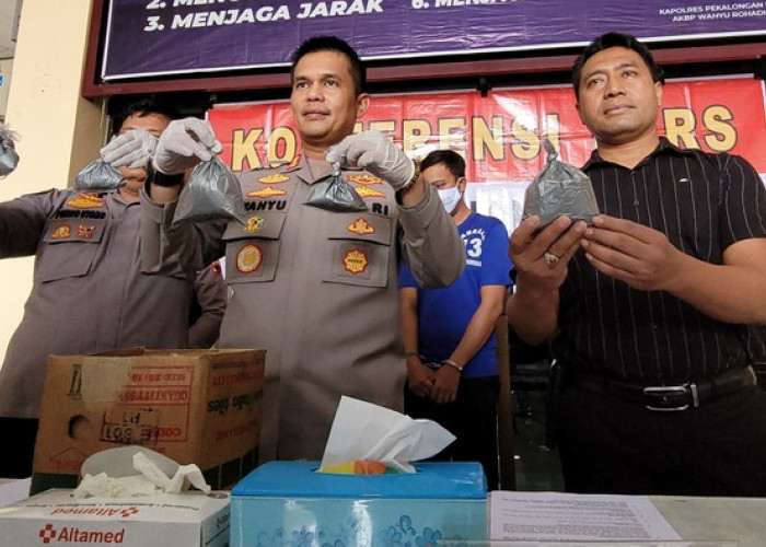 Polisi Amankan 6 Kg Serbuk Mercon dari Warga Setono