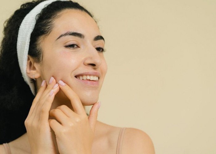 4 Sunscreen Kolagen untuk Wajah Berflek Hitam yang Bikin Awet Muda 