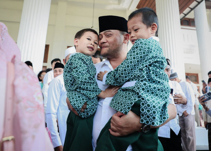 Wujud Kesehajaan, Ahmad Luthfi Lebaran Bareng Anak Panti dan Komunitas Disabilitas