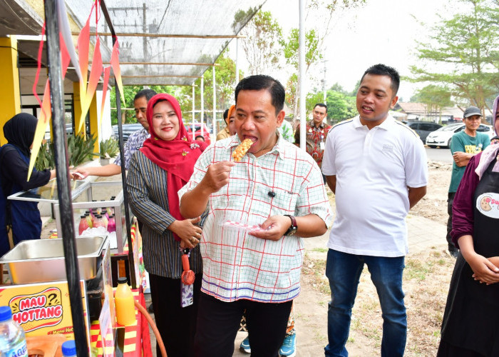 Kuliner Jaman Sayki Hadir di UMKM Center, Plt Bupati Sukirman Berharap Ekonomi Pedagang Makin Bergeliat